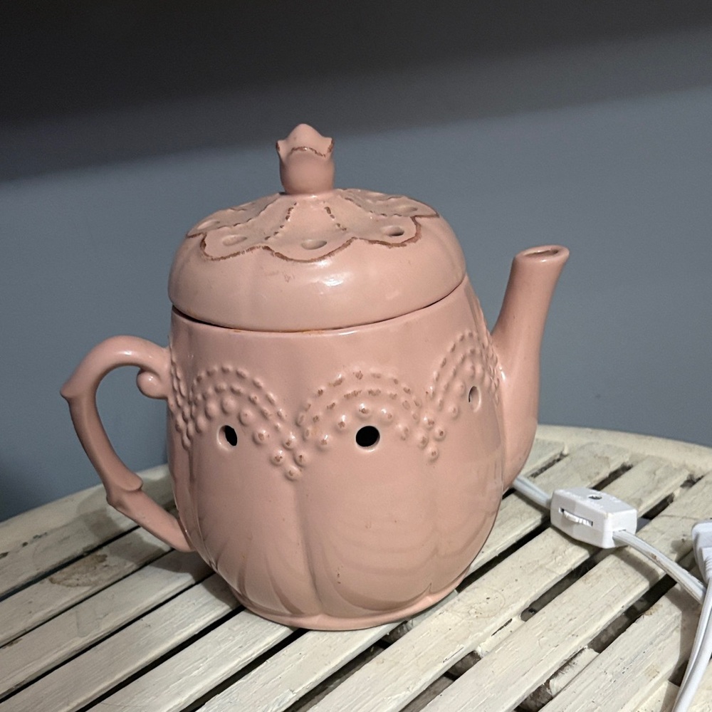 Scentsy Blush Pink Ceramic Teapot